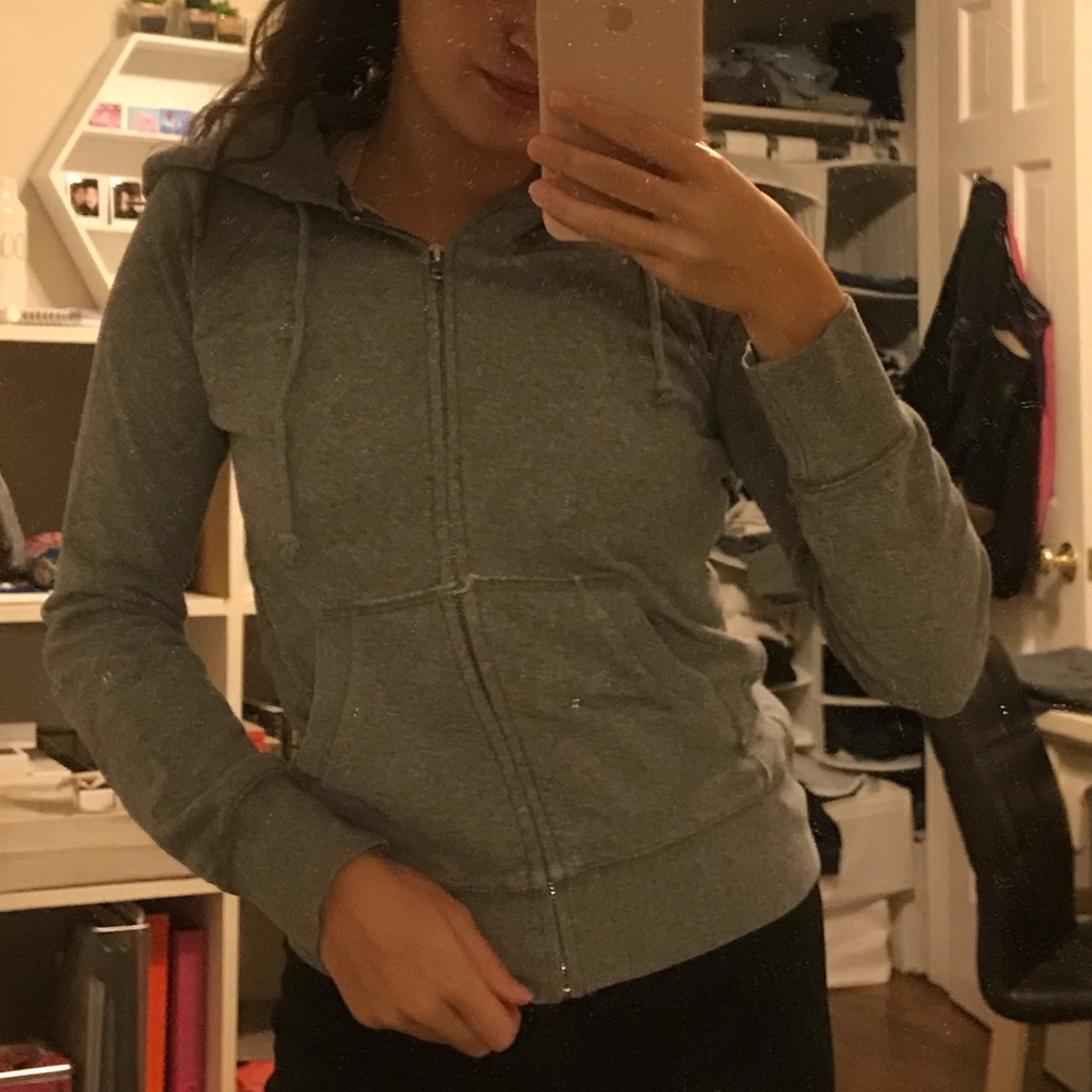 Levi’s zip up grey hoodie